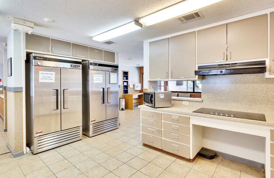 More Photos Of 3035 W Highway 290, Dripping Springs Rehabilitation Center For Sale