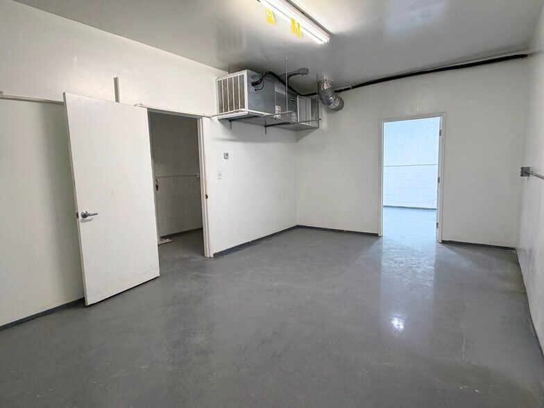 More Photos Of 1410 E Washington Blvd, Los Angeles Industrial For Lease