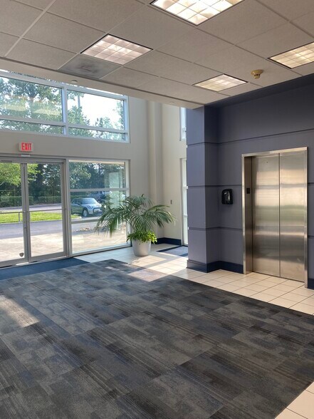 More Photos Of 100 Constitution Dr, Virginia Beach Office For Lease