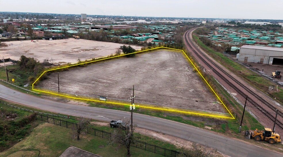 More Photos Of 1500 Miles Street, Houston Land For Sale