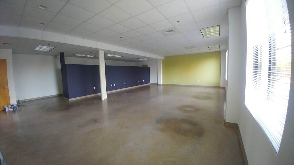 More Photos Of 605 W Main St, Carrboro Medical For Sale