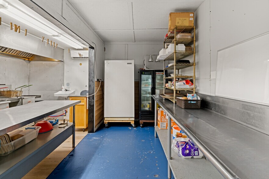 More Photos Of 161 Vfw Pky, Jacksons Gap Restaurant For Sale