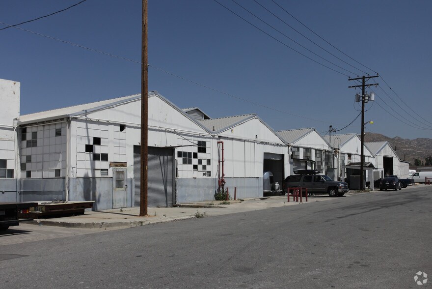Primary Photo Of 3016 Kansas Ave, Riverside Unknown For Lease