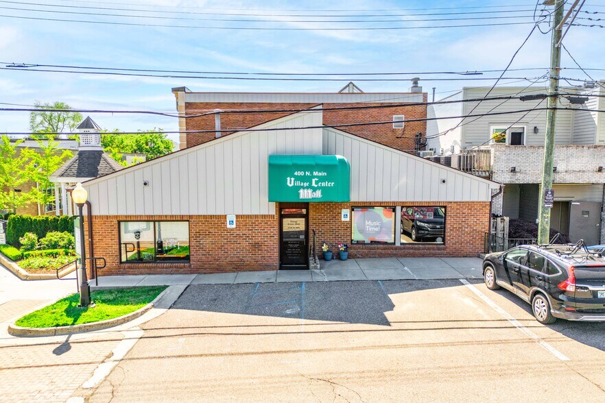More Photos Of 400 N Main St, Milford Storefront Retail Office For Sale