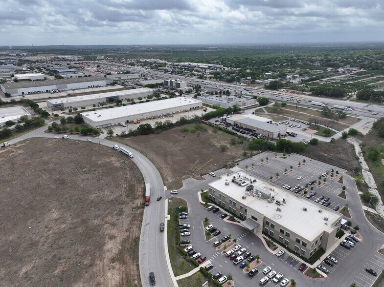 More Photos Of Verde Parkway, Schertz Land For Sale