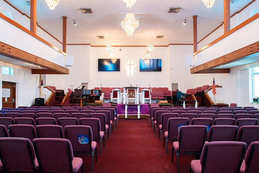 More Photos Of 536 Berrien St, Savannah Religious Facility For Sale