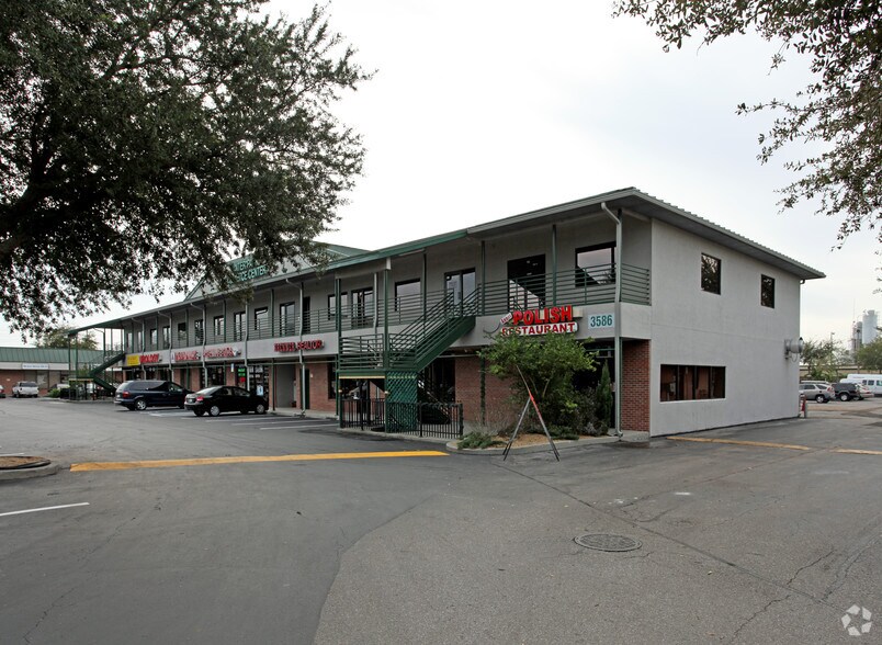 More Photos Of 3586 Aloma Ave, Winter Park Office For Sale