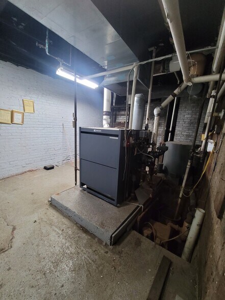 More Photos Of 555 E 242nd St, Bronx Industrial For Sale