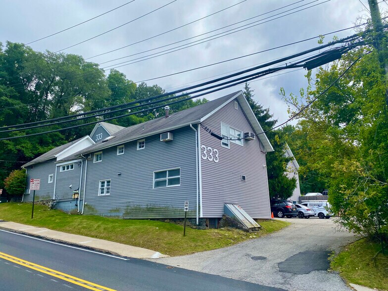 More Photos Of 333 Old Tarrytown Rd, White Plains Office For Sale