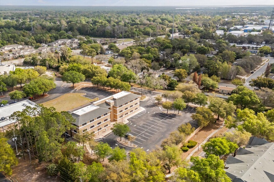 More Photos Of 1490 Sunshadow Dr, Casselberry Loft Creative Space For Lease