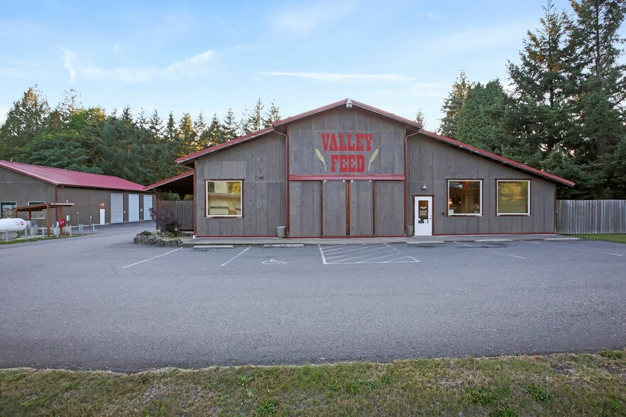 More Photos Of 461 NE Old Belfair Hwy, Belfair Storefront Retail Office For Sale