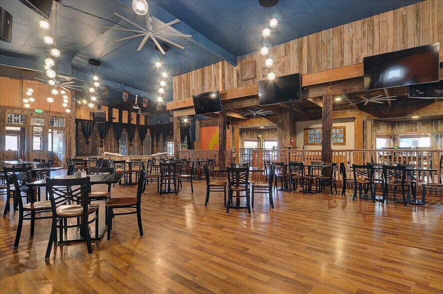 More Photos Of 720 E 50 Hwy, Salida Restaurant For Sale