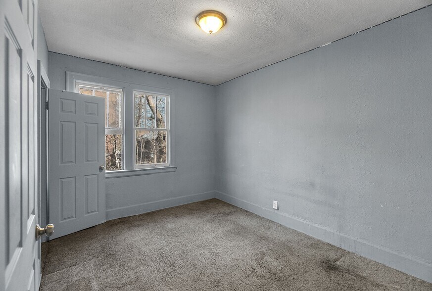 More Photos Of 12346 Stoepel St, Detroit Multifamily For Sale