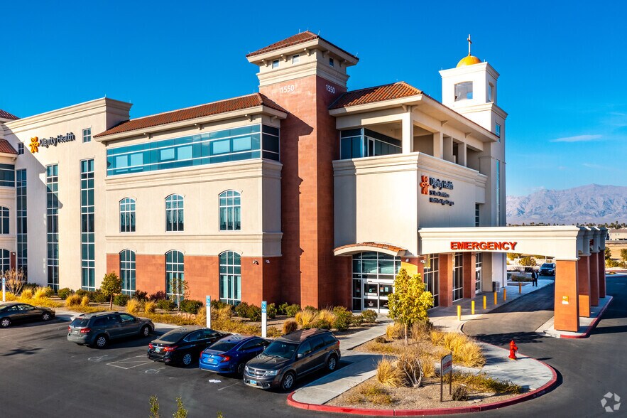 More Photos Of 1550 W Craig Rd, North Las Vegas Hospital For Lease