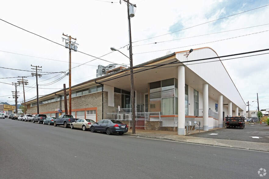 Primary Photo Of 2200 Kamehameha Hwy, Honolulu General Retail For Lease