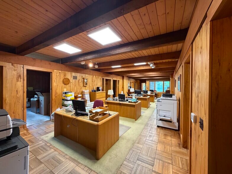 More Photos Of 900 McLean Rd, Cortland Office For Sale