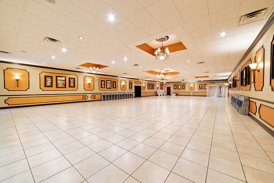 More Photos Of 5219 Tesoro Plz, Laredo Lodge Meeting Hall For Sale