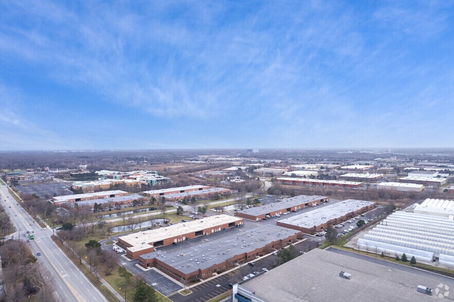 More Photos Of 1530-1558 Barclay Blvd, Buffalo Grove Unknown For Lease