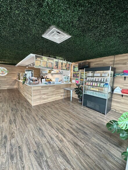 More Photos Of 3131 Lawson Blvd, Oceanside Freestanding For Sale