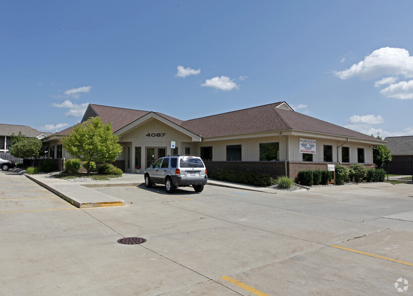 Primary Photo Of 4087 S Center Rd, Burton Medical For Sale