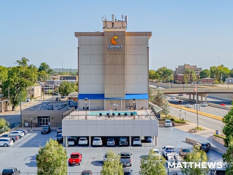 More Photos Of 707 Interstate 30, Little Rock Hotel For Sale