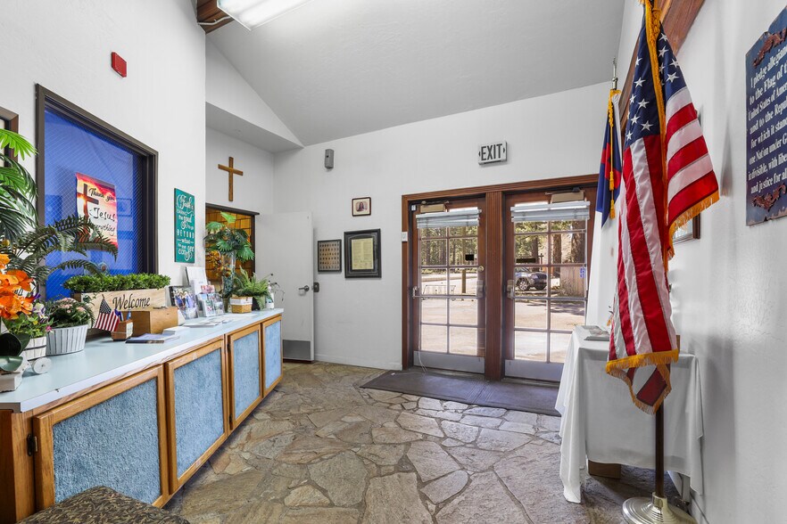 More Photos Of 807 Emerald Bay Rd, South Lake Tahoe Office For Sale