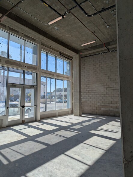 More Photos Of 448 W 5th St, San Pedro Apartments For Lease