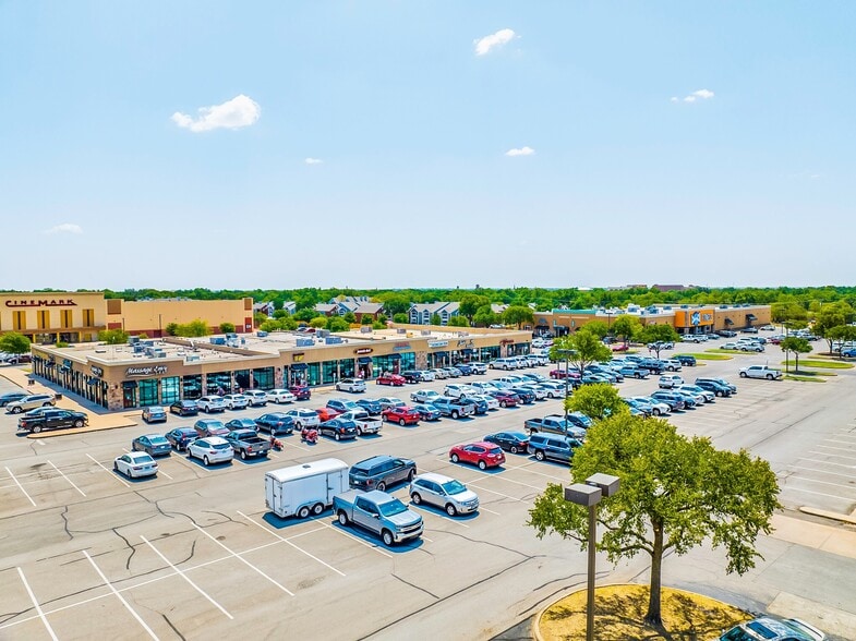 More Photos Of Kell Blvd @ Kemp Blvd, Wichita Falls Unknown For Lease