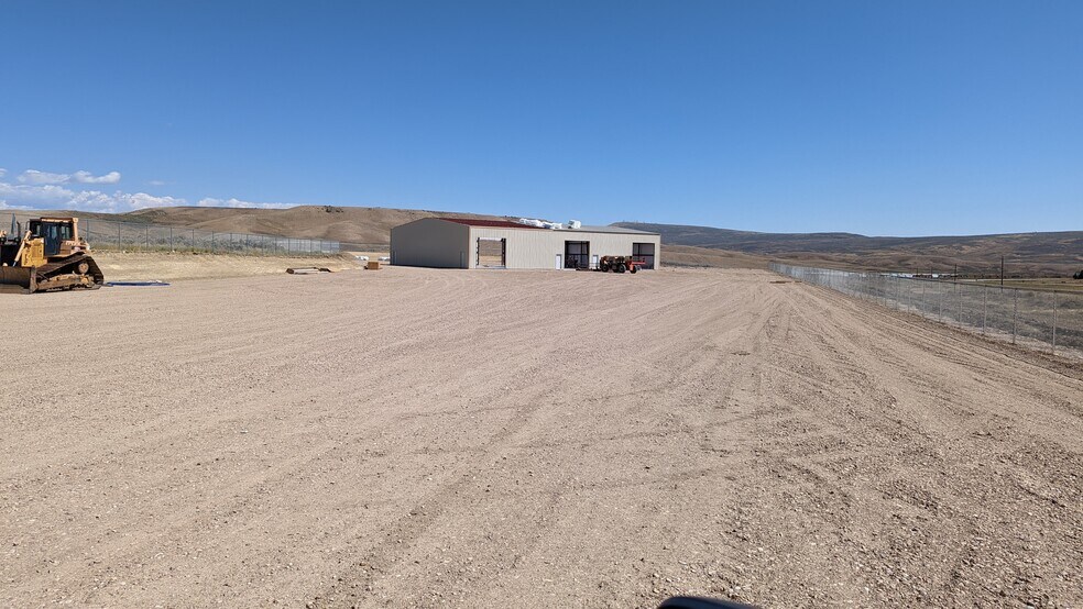 More Photos Of 1000 Sublet Dr, Kemmerer Warehouse For Lease