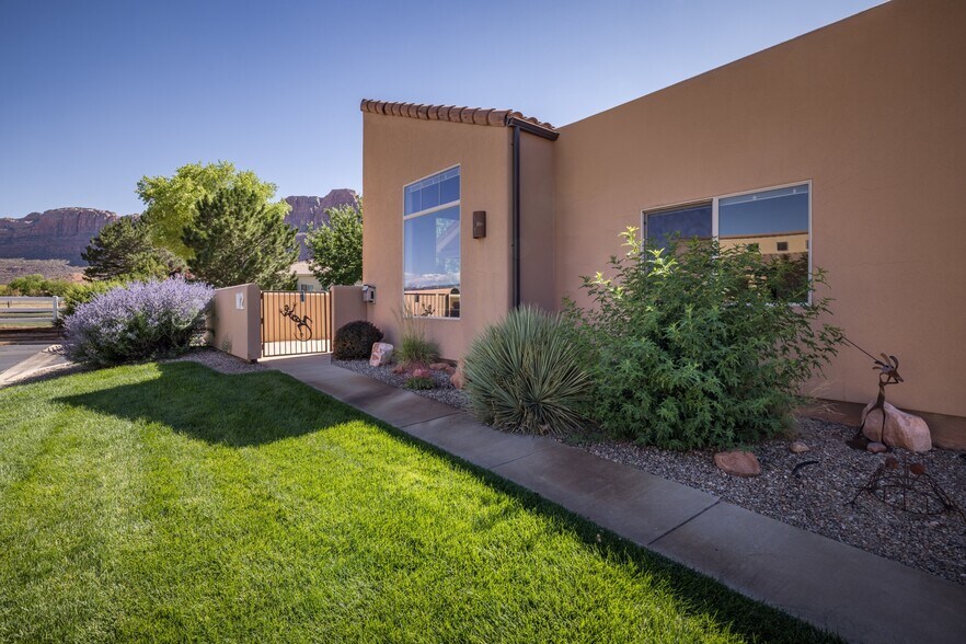 More Photos Of 3686 Spanish Valley Dr, Moab Specialty For Sale