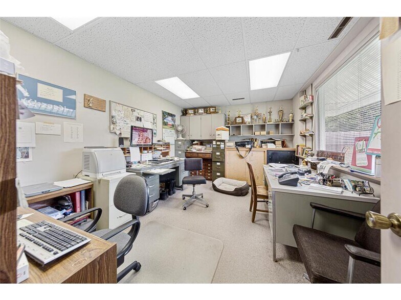 More Photos Of 206-208 Mineral Springs Rd, Owatonna Storefront Retail Office For Sale