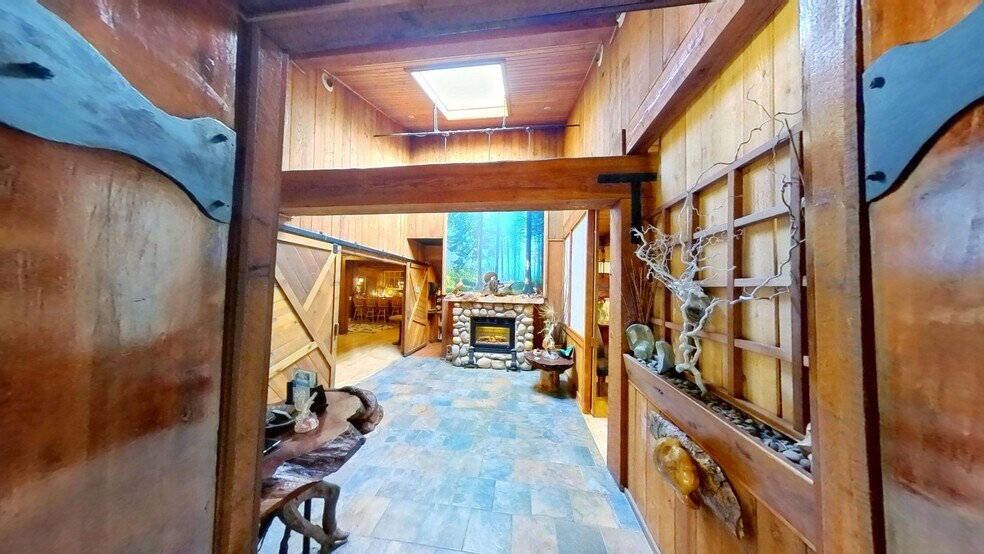 More Photos Of 295534 US Highway 101, Quilcene Flex For Sale