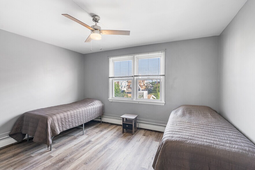 More Photos Of 2243 Arctic Ave, Atlantic City Storefront Retail Residential For Sale