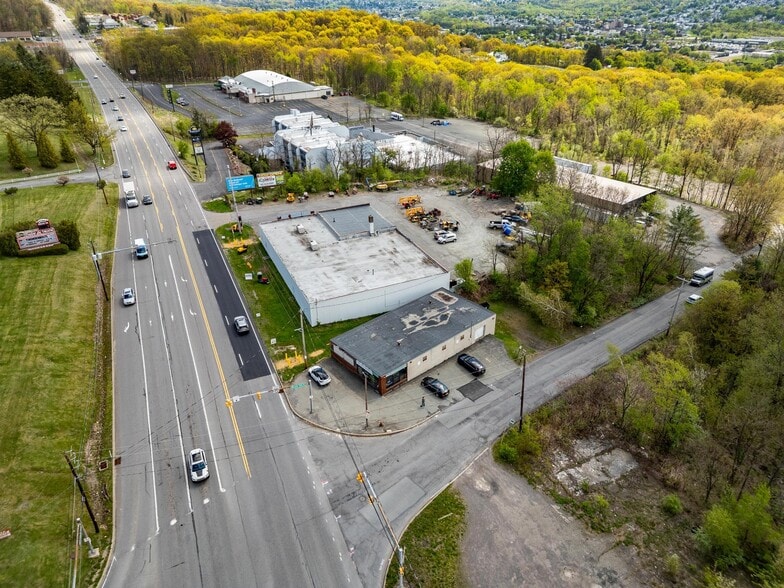 More Photos Of 1908 Scranton Carbondale Hwy, Dickson City Storefront Retail Office For Lease