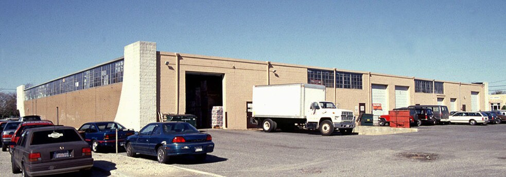 More Photos Of 1172-1176 Route 109, Lindenhurst Warehouse For Lease