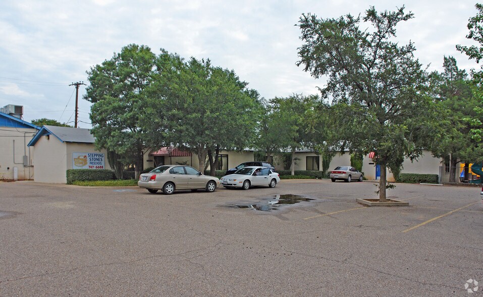 More Photos Of 2603 University Ave, Lubbock General Retail For Sale