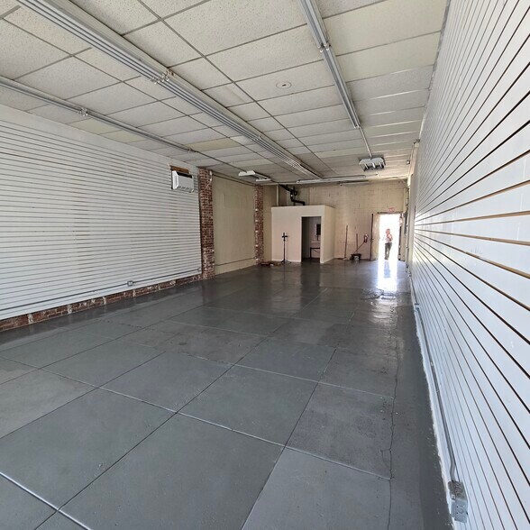 More Photos Of 4740 Whittier Blvd, East Los Angeles General Retail For Lease