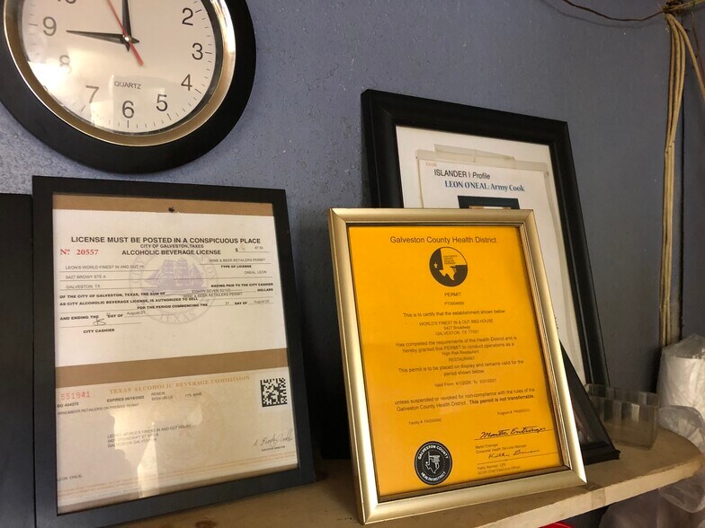 More Photos Of 5427 Broadway St, Galveston General Retail For Sale