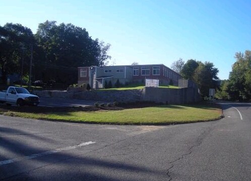 More Photos Of 10 Marine St, Thomaston Medical For Lease
