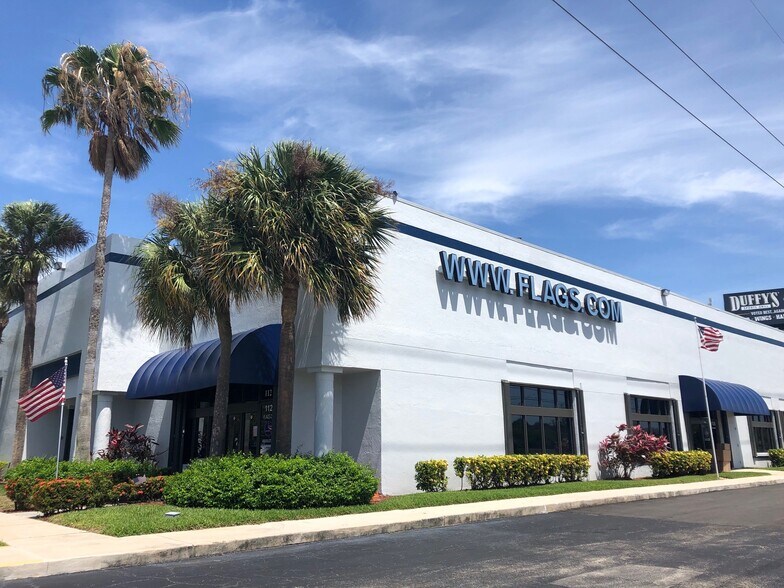 More Photos Of 1395 NW 17th Ave, Delray Beach Showroom For Lease
