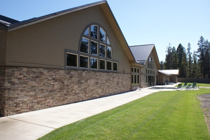 More Photos Of 18135 Cottonwood Rd, Sunriver General Retail For Sale