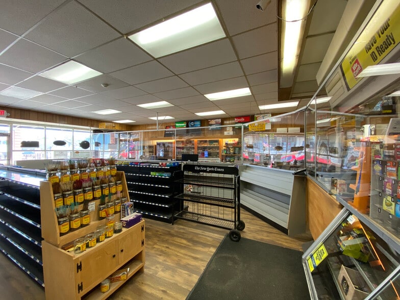 More Photos Of 64 Bank St, New Milford Storefront Retail Office For Lease