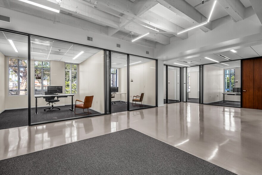More Photos Of 631 Wilshire Blvd, Santa Monica Loft Creative Space For Lease