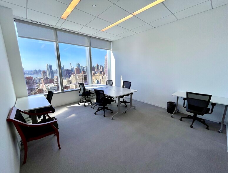 More Photos Of 250 W 55th St, New York Coworking Space