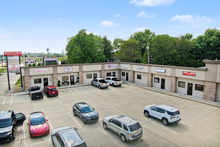 More Photos Of 3733-3765 Hamilton Cleves Rd, Hamilton General Retail For Lease