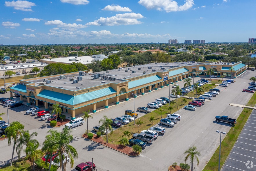 Primary Photo Of 1708 Cape Coral Pky, Cape Coral Medical For Sale