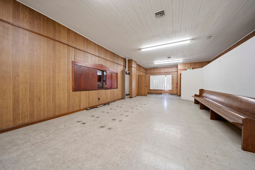 More Photos Of 1101 W Florence Ave, Los Angeles Religious Facility For Sale