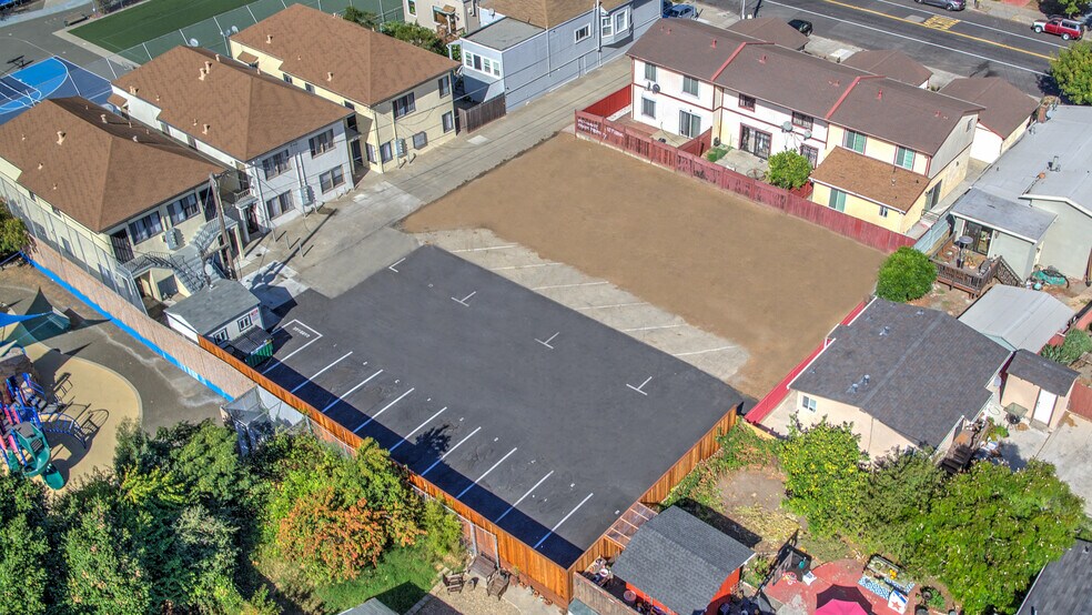 More Photos Of 1049 43rd St, Emeryville Apartments For Sale