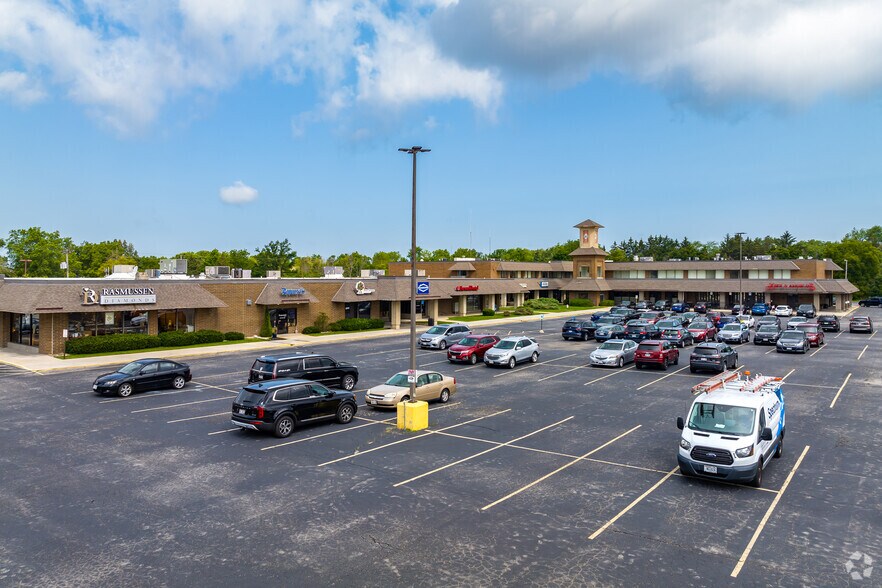 More Photos Of 6220 Washington Ave, Racine Freestanding For Lease