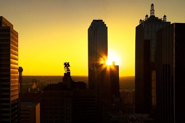 More Photos Of 1623 Main St, Dallas Apartments For Lease